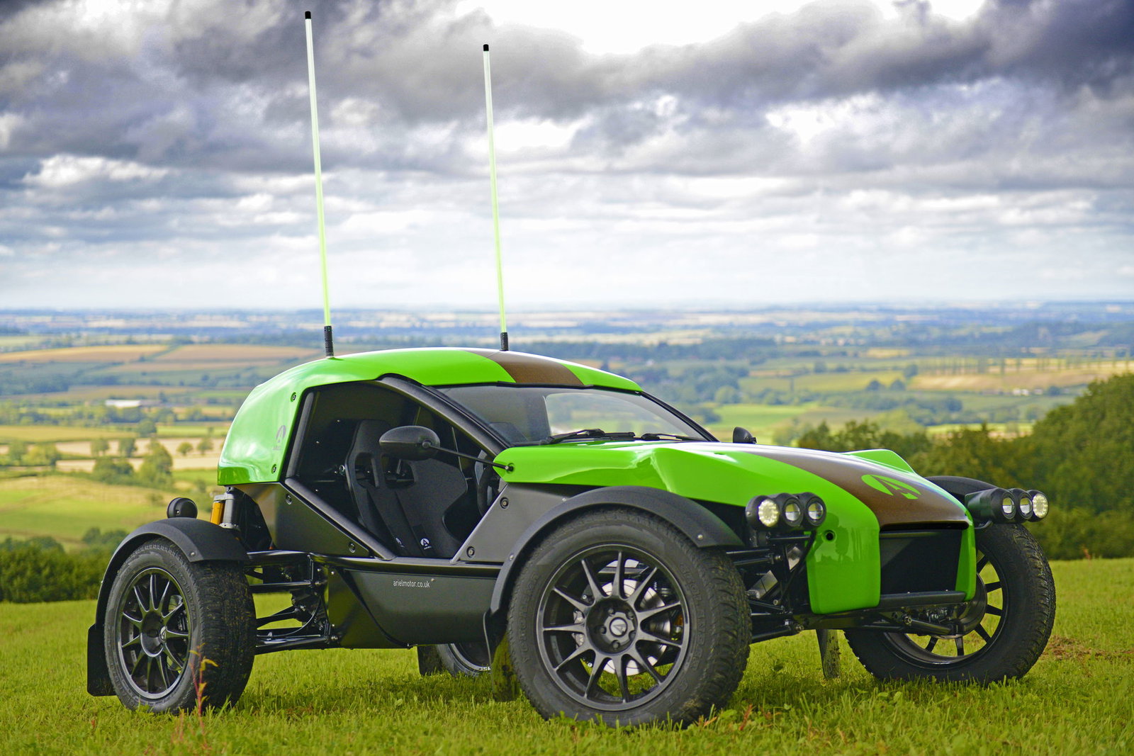 Ariel E-Nomad - front